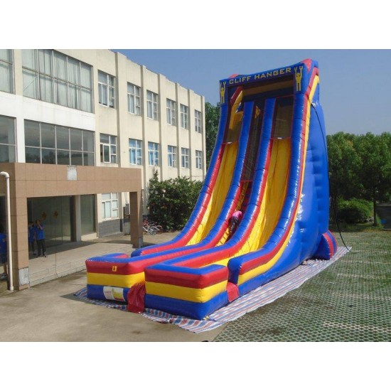 Einflatables Cliff Hanger