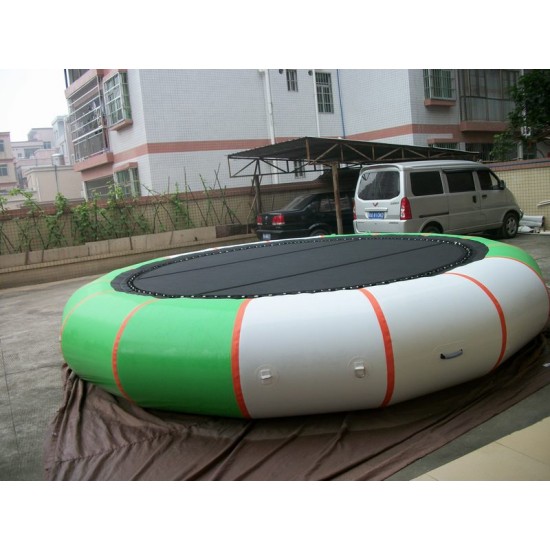 Trampoline Water Park